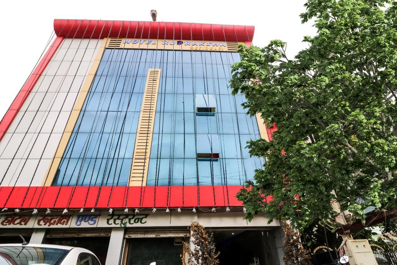 SPOT ON 47191 Hotel Rudraksh Residency Sidhauli Bagian luar foto
